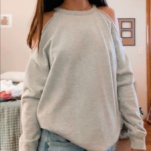 ✨grey sweatshirt✨